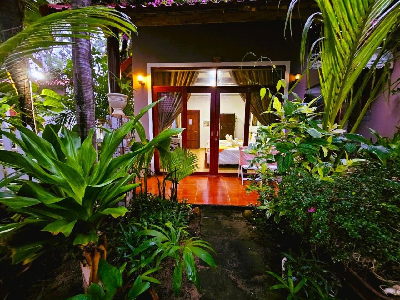Casa Beach Resort Phan Thiet Exterior photo